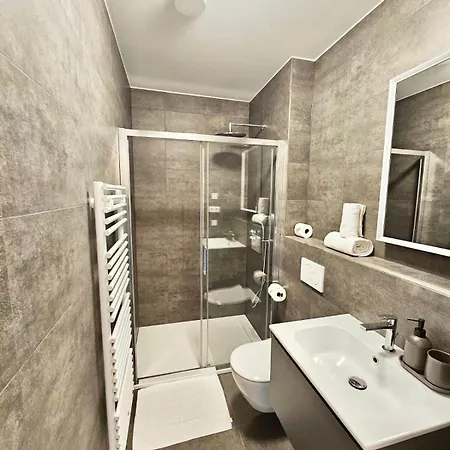 Comfy One Bedroom Flat With Parking&balcony-cd9 Apartment Luxembourg